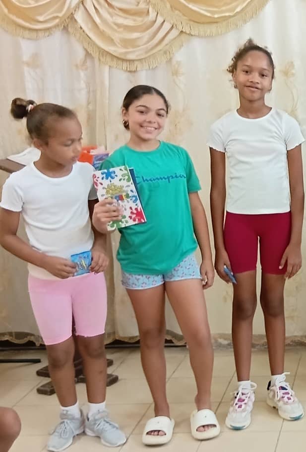 Three girls